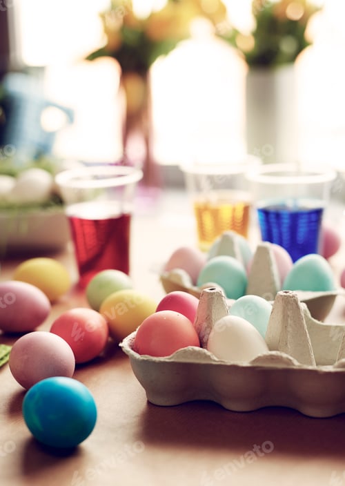 Vista previa: Teñir huevos te devuelve a la infancia