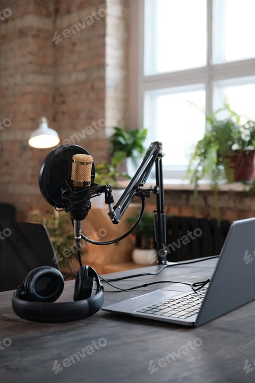 Preview: Modern recording studio