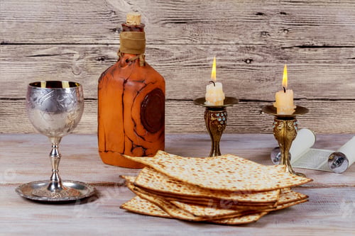 Preview: Shabbat Shalom - Traditional Jewish Sabbath ritual matzah wine.
