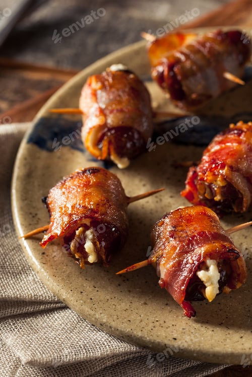 Preview: Homemade Bacon Wrapped Dates