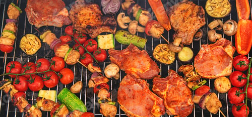 Preview: Vegetables and meat are grilled. Selective focus.