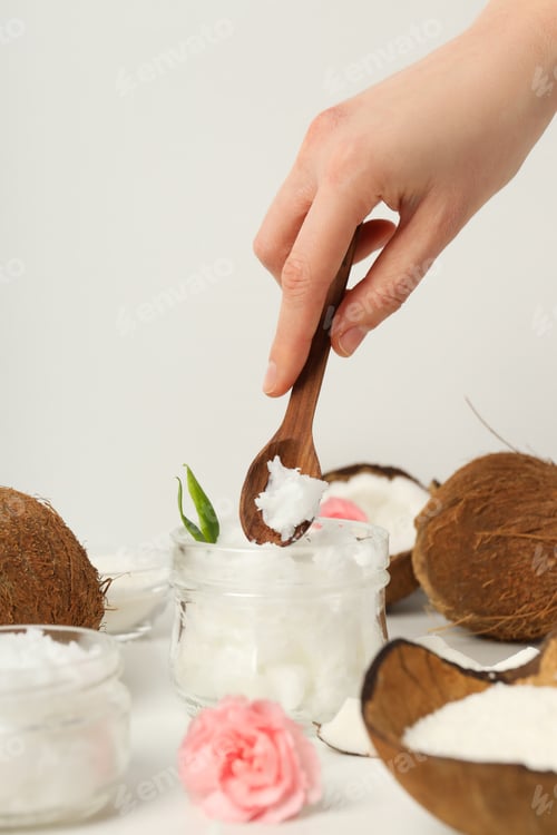 Preview: Concept of body care with coconut and coconut oil