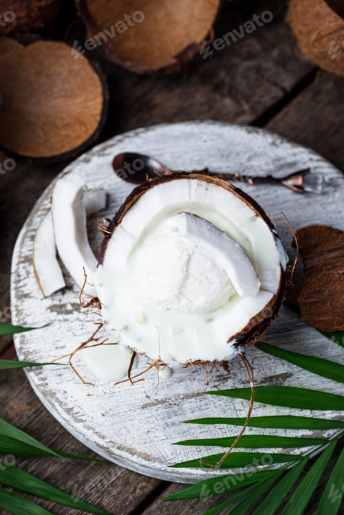 Preview: Coconut dessert with ice cream