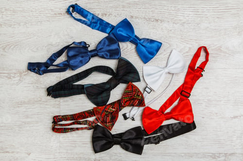 Preview: Different bow ties