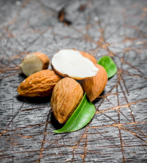 Preview: Almonds with leaves.