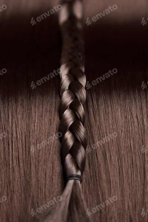 Preview: Closeup on luxurious glossy hair