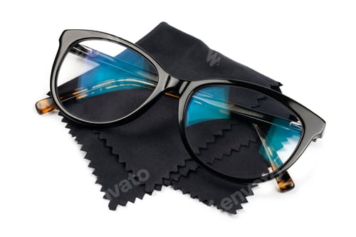 Preview: Glasses on black lens wipes