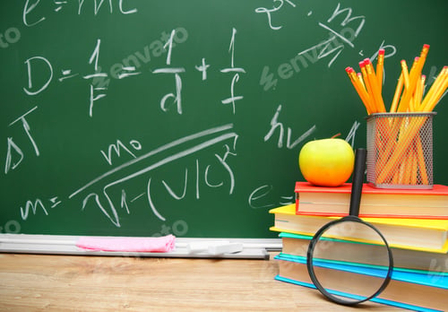 Preview: Magnifier, apple and school accessories