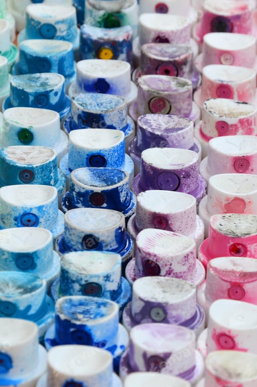Preview: A pattern from a many nozzles from a paint sprayer for drawing graffiti