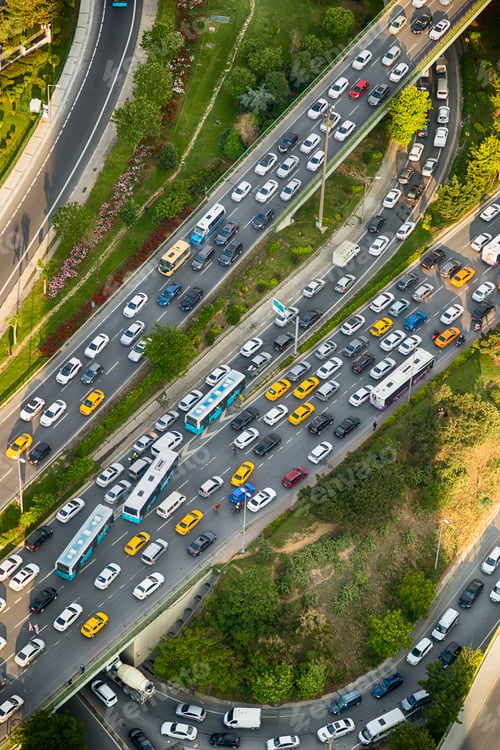 Preview: Istanbul view from air shows us traffic jam