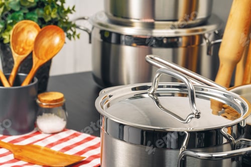 Preview: Clean saucepan on a gas stove in kitchen