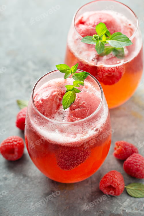 Preview: Raspberry sorbet rose floats