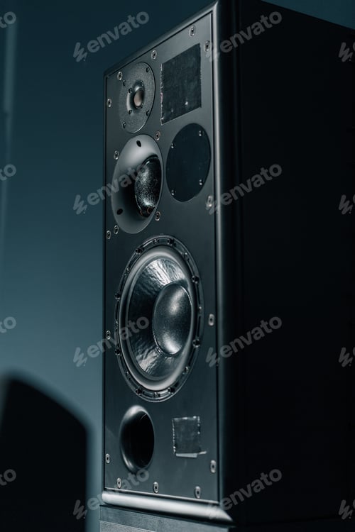 Preview: professional sound speakers synthesizers midi controllers music composer musician Sound recording
