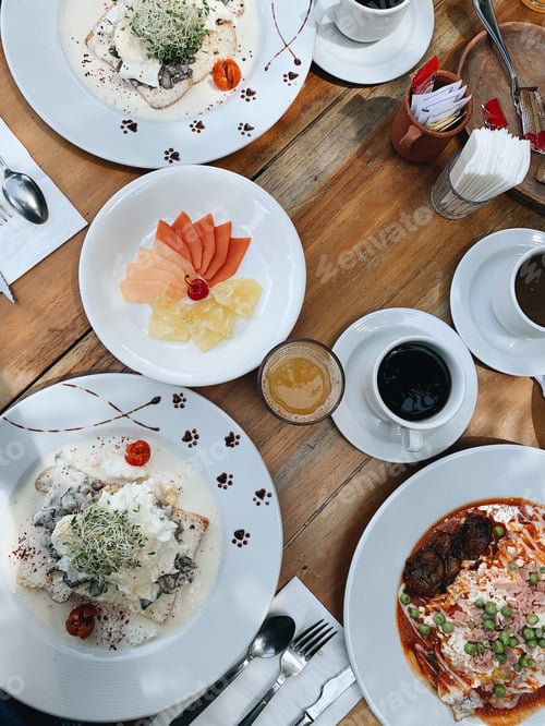 Vorschau: nutritious and rich breakfast