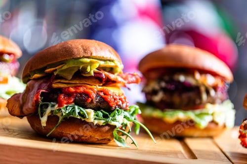 Preview: Burger in american restaurant