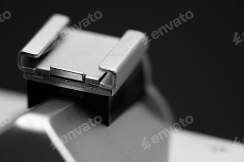 Preview: Cold shoe mount of vintage film camera