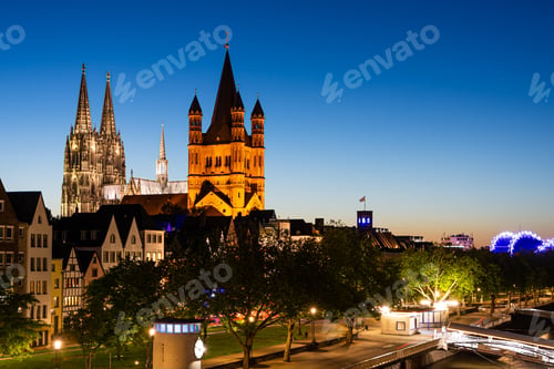 Preview: Great Saint Martin Church and Cologne Cathedral at night