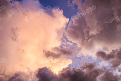 Preview: Cloud majestic colorful on sky