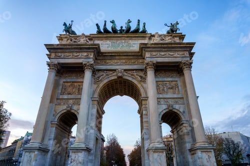 Preview: Milan, Italy: Arco della Pace