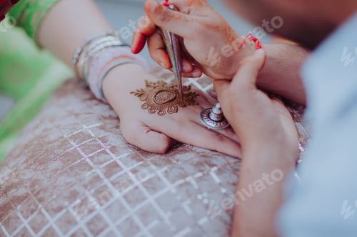 Preview: Traditional Hindu wedding ceremony