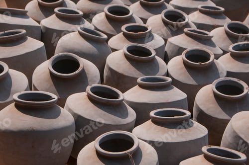 Preview: Background of clay pots, India