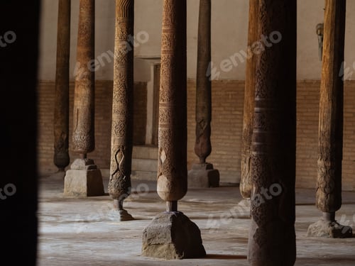 Preview: Amazing carved stone columns