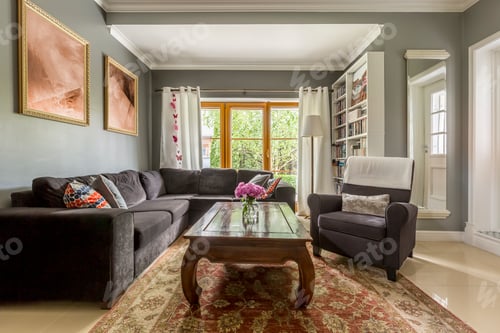 Preview: Comfortable living room with classic coffee table
