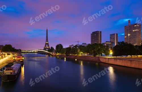 Preview: Dawn in Paris