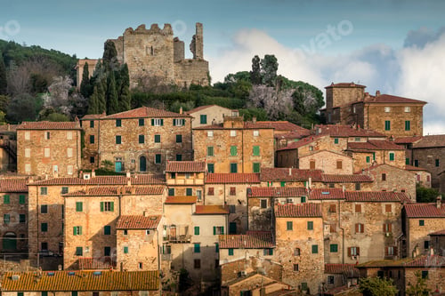 Preview: Campiglia Marittima old town skyline. Tuscany, Italy