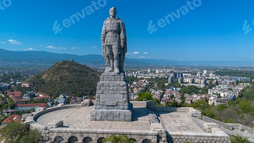 Preview: Bulgaria, Plovdiv Alyosha monument, concrete statue of a Soviet soldier