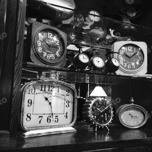 Preview: Clock faces in black and white