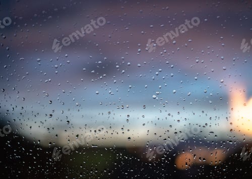 Preview: Raindrops on the glass of the window