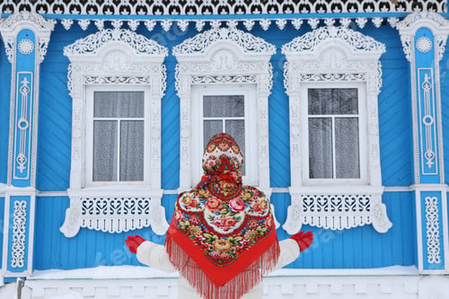 Preview: Russian Woman In Traditional National Pavlovo Posad Scarf, Shawl. Folk Style In Architectural