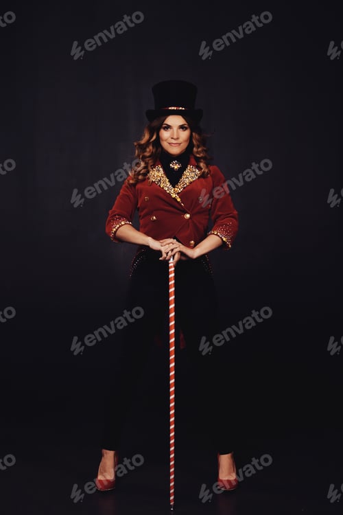 Preview: Captivating Woman in Vibrant Stage Costume Showcasing the Art of Performance