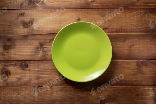 Preview: empty plate on wood