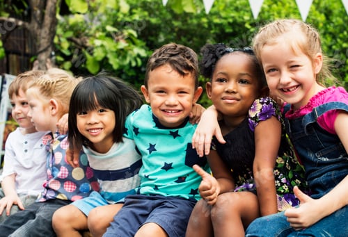 Preview: Group of kindergarten kids friends arm around sitting and smiling fun