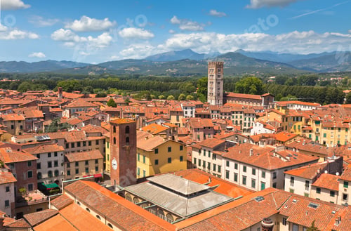 Preview: View over Lucca, Tuscany town