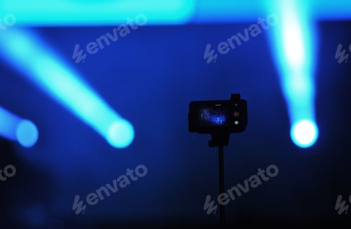 Preview: Smart phone on stick recording during live concert