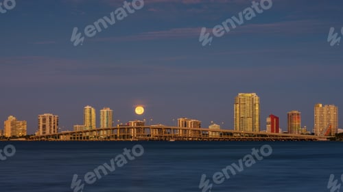 Preview: Full moon over Miami