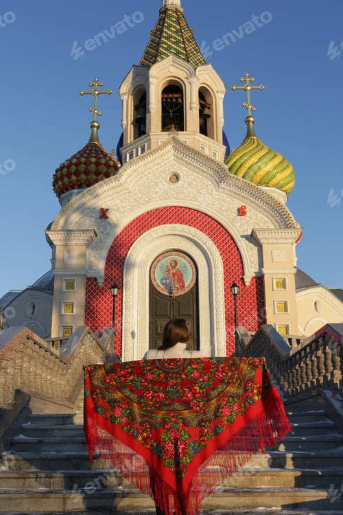 Preview: Russian Tourist Girl In Vintage Pavlovo Posad Shawl, Look. Orthodox Saint Igor Chernigovsky'S