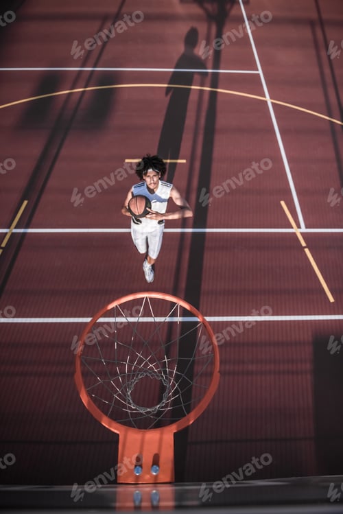 Preview: Attractive basketball player