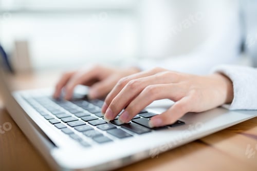 Preview: Female hands on the keyboard