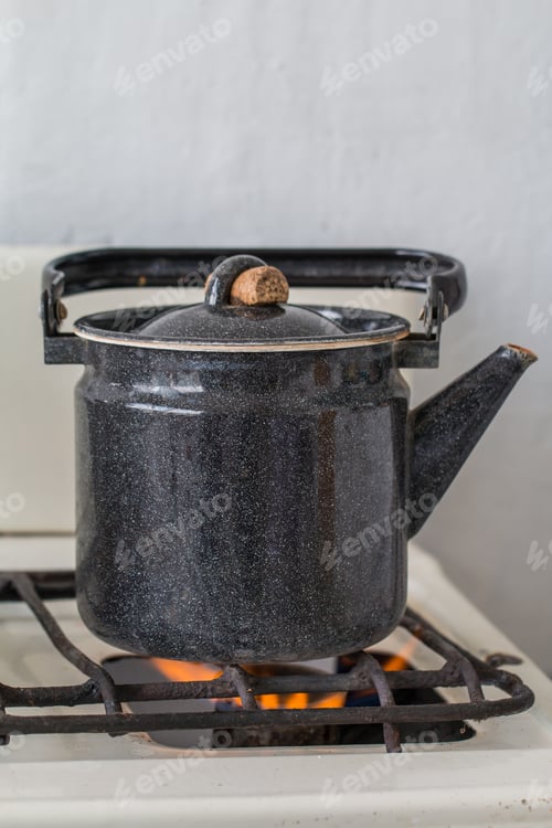 Preview: Old kettle on a gas stove