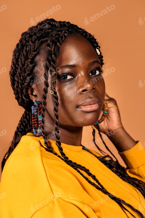 Preview: Expressive African Woman Portrait