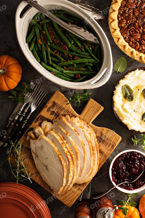 Preview: Sliced roasted tukey breast for Thanksgiving or Christmas