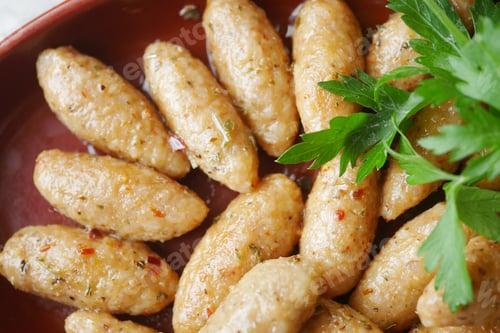 Preview: closeup of Turkey Meatballs.on a plate