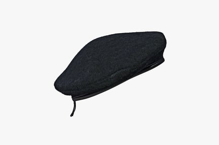 Preview: Flat cap with attached string