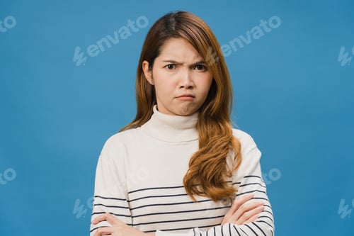 Preview: Young Asia lady with negative expression, excited screaming, crying emotional angry.