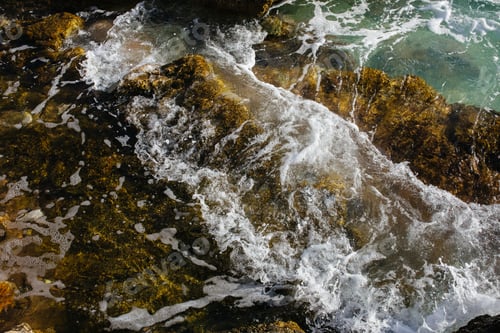 Preview: The waves of the sea on the stony beach of Kefalonia