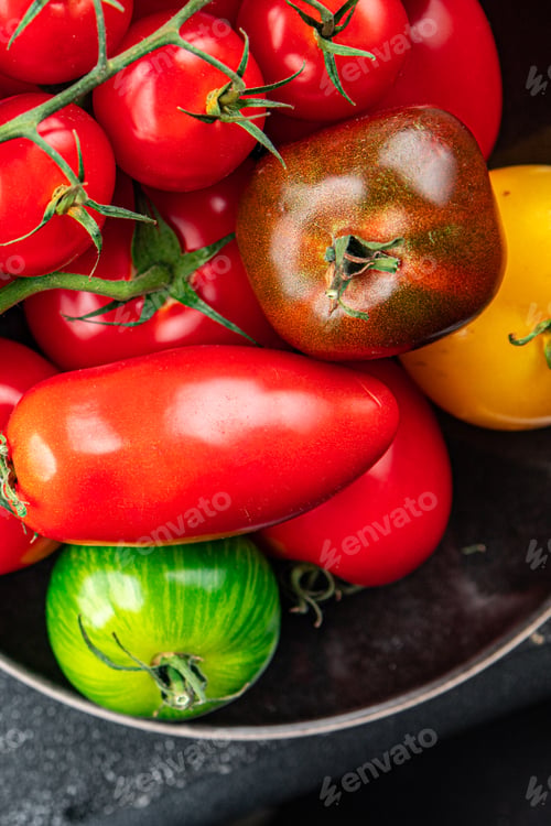 Preview: fresh tomato vegetable variety red, yellow, green fruit assorted tomatoes ripe vegetable meal food